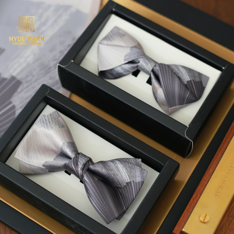 Men'S Grooming For Wedding - Bruidegom Beste Man Geschenkdoos Zilvergrijs Champagne